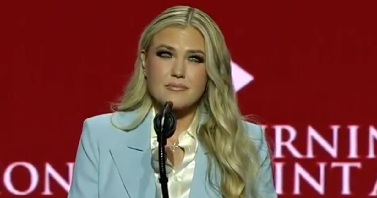 Erika Kirk’s WWE-style entrance for Trump at Arizona TPUSA event ...