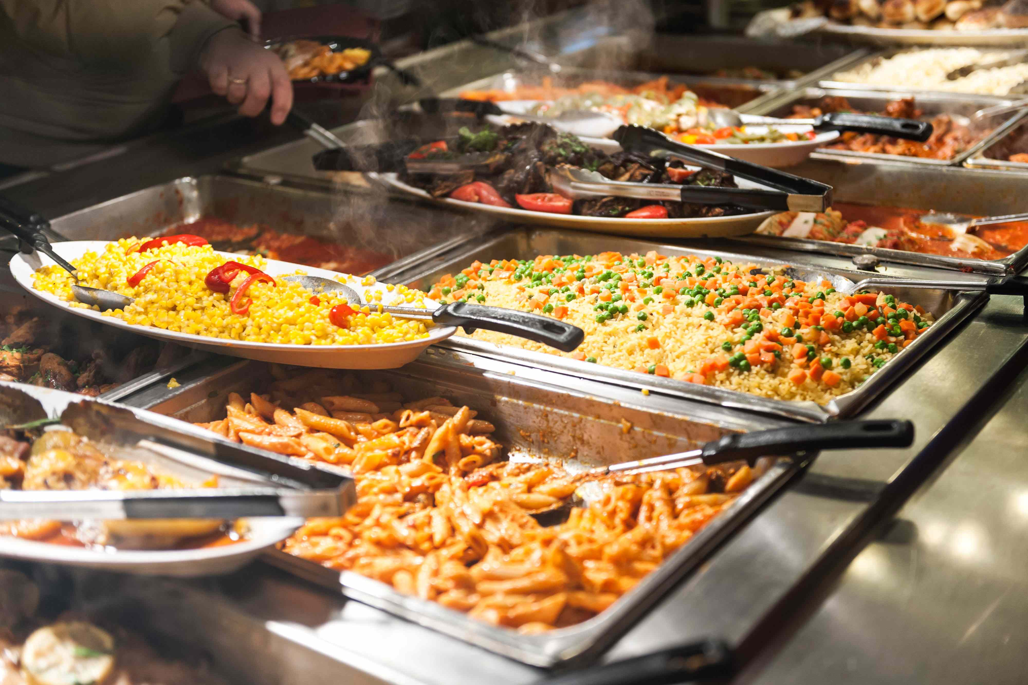The 3 best grocery store hot bars for fast, satisfying meals