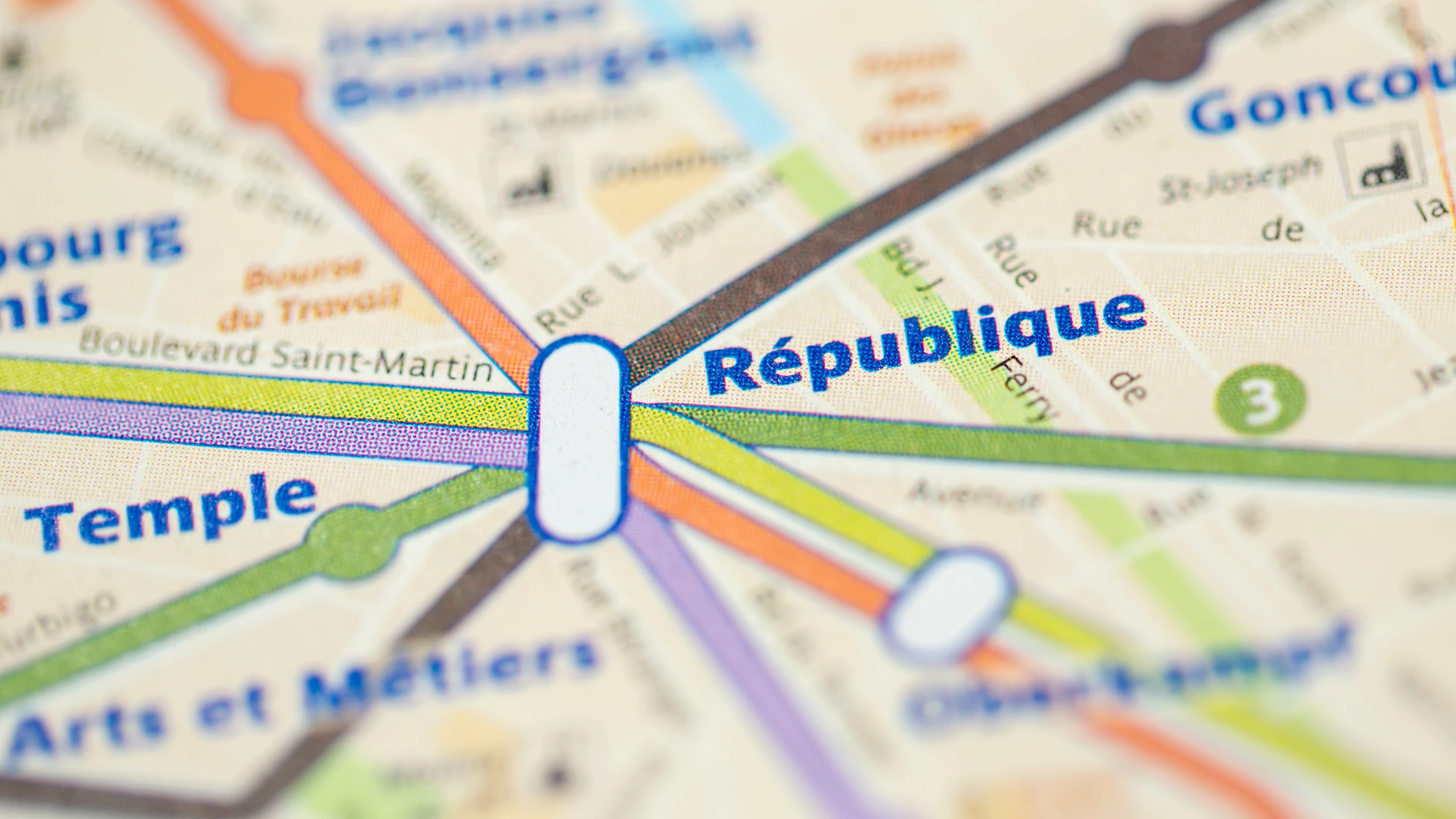 Métro République à Paris : huit ans de travaux et des perturbations ...