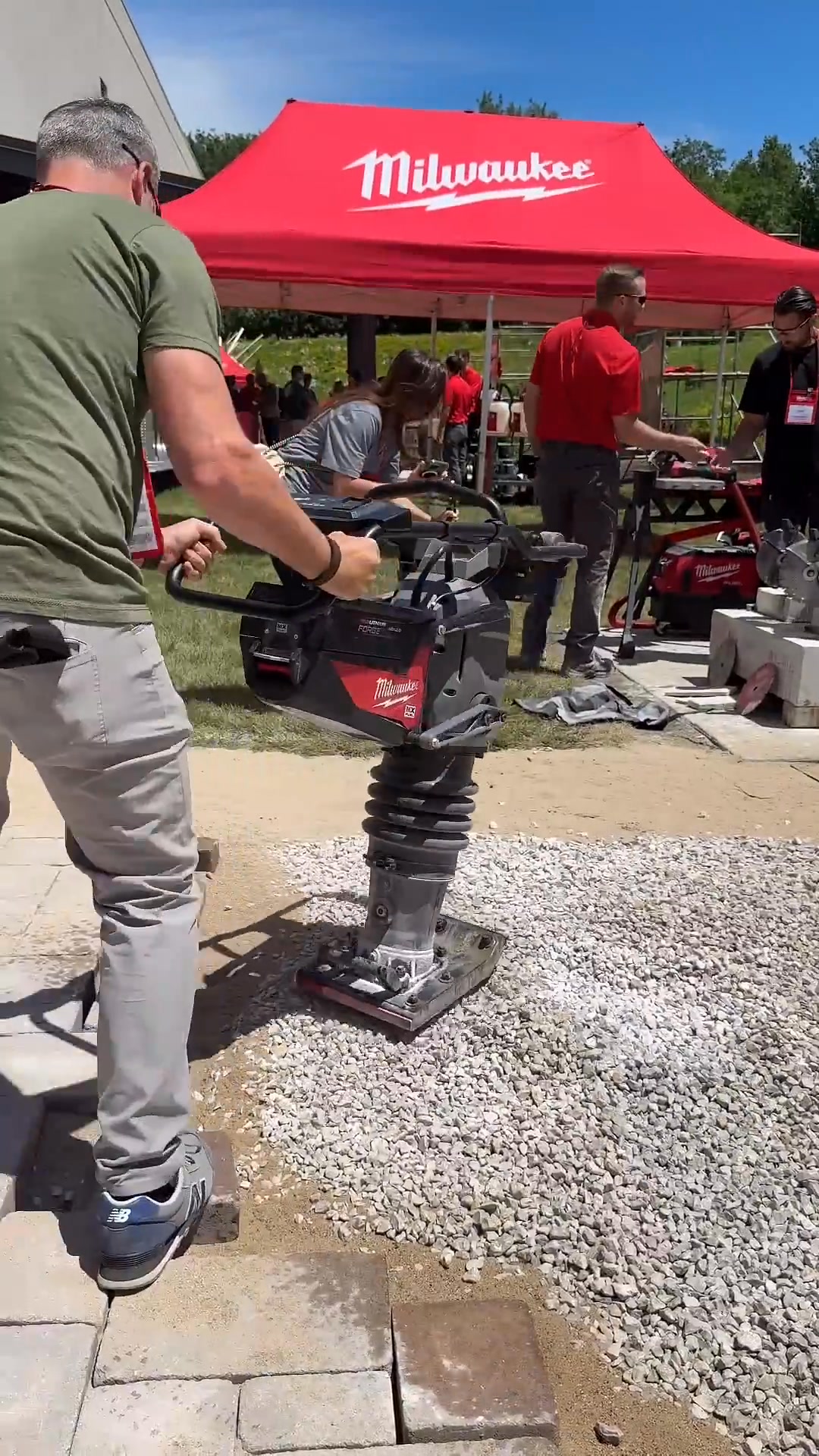 Using a battery-powered rammer