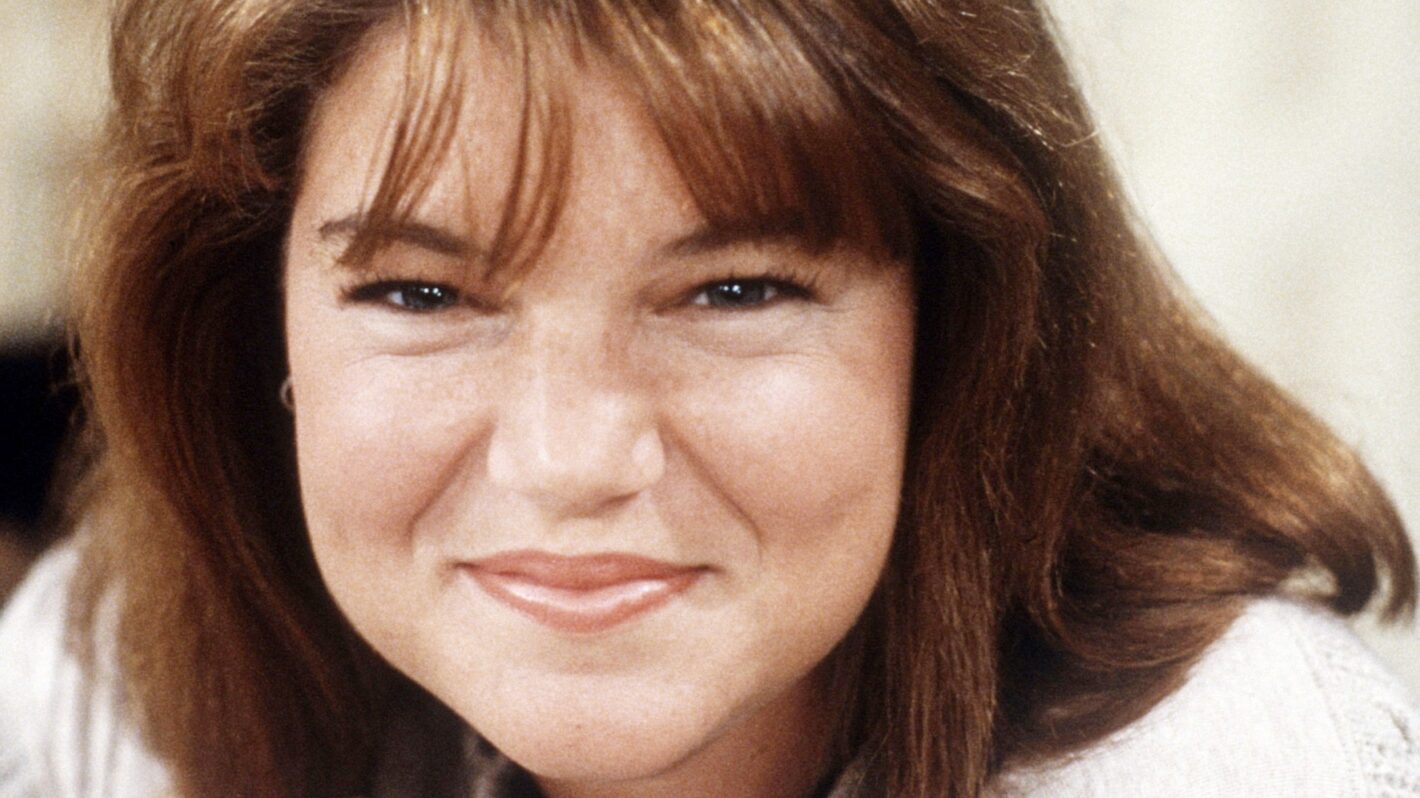 'Facts of Life' star Mindy Cohn reveals secret cancer battle