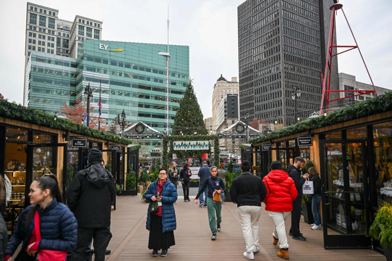 Have a small biz? Apply to be at Downtown Detroit Markets this holiday ...