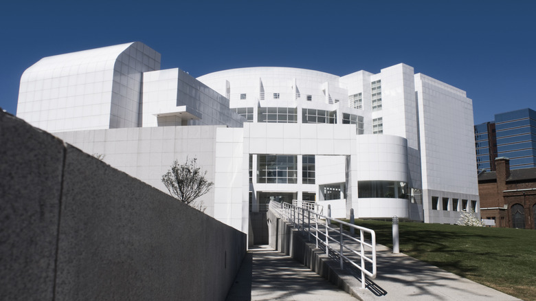 Atlanta has the largest museum for visual art in the southeastern US ...