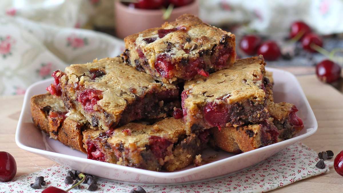 These 10 spring cakes are light, fresh, and perfect for making any ...
