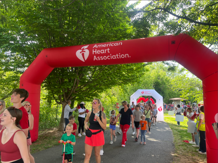 Lynchburg Heart Walk raises thousands for American Heart Association