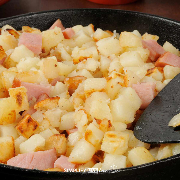 Fried potatoes and ham recipe - A family favorite