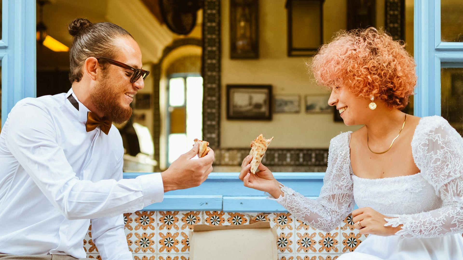 10 foods wedding guests never want to see served & 10 they all love