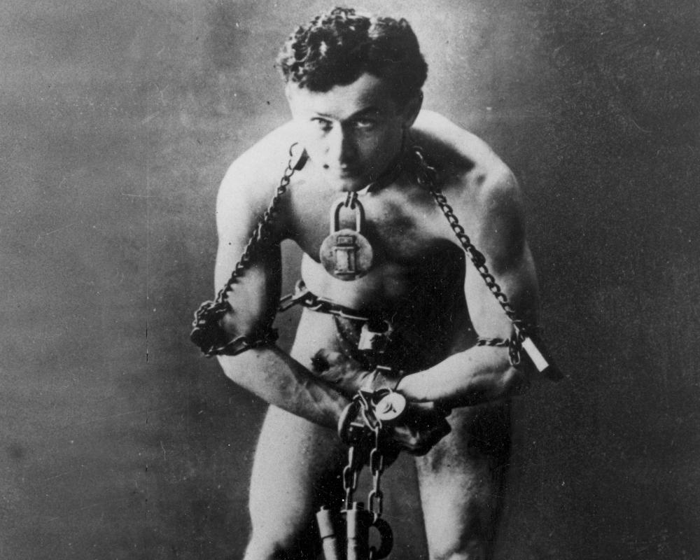 Houdini's reappearing act: David Haig's new play lays bare the magician's dispute with Conan Doyle