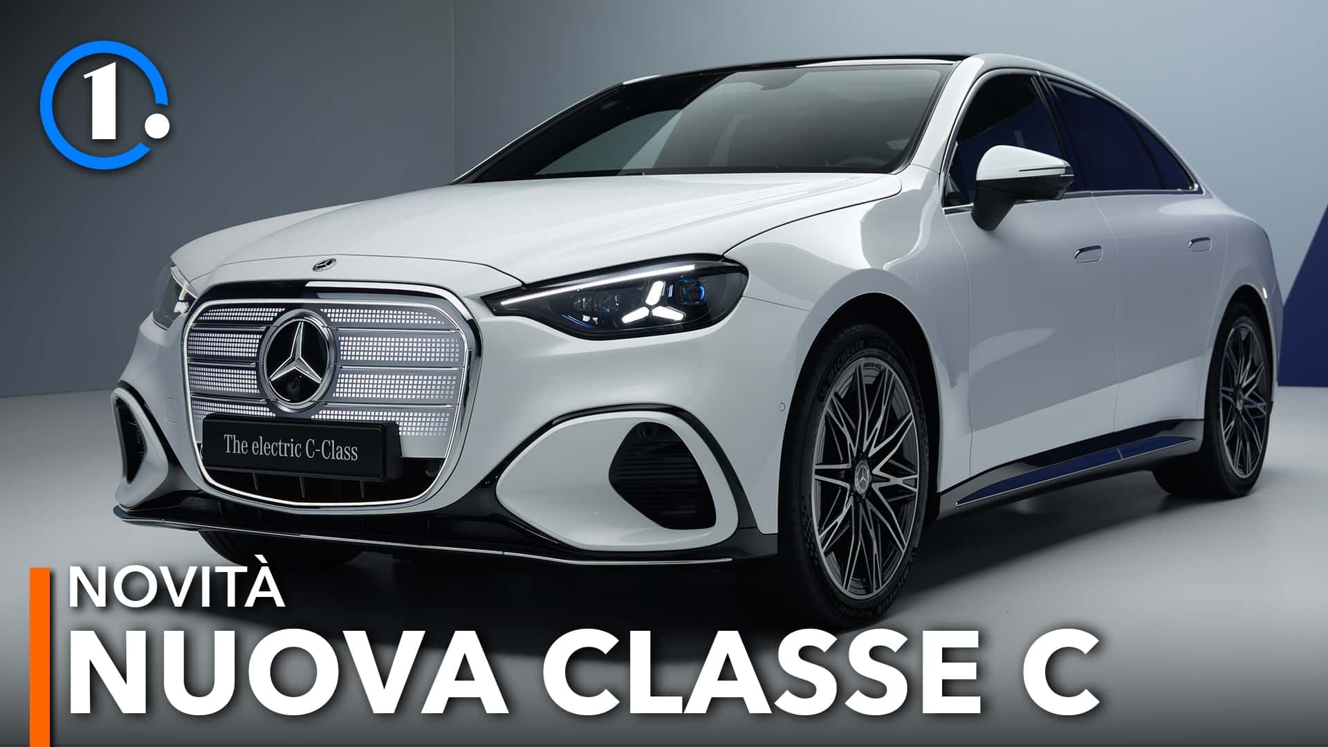 La nuova Classe C ritrova il "muso" delle Mercedes storiche