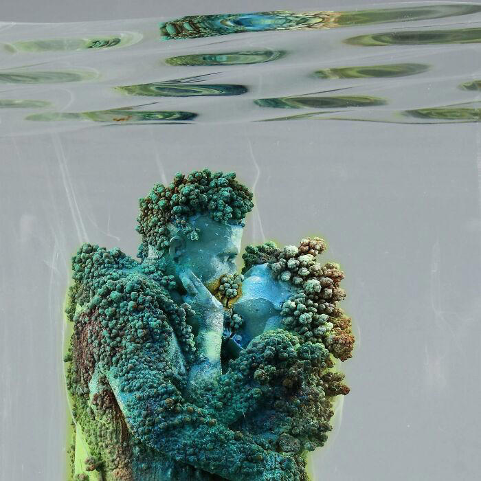 35 underwater sculptures that turn the ocean floor into an art gallery