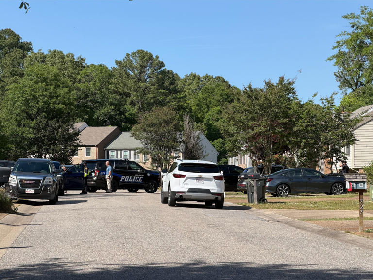 Birmingham man, 52, taken into custody after standoff at Pelham residence