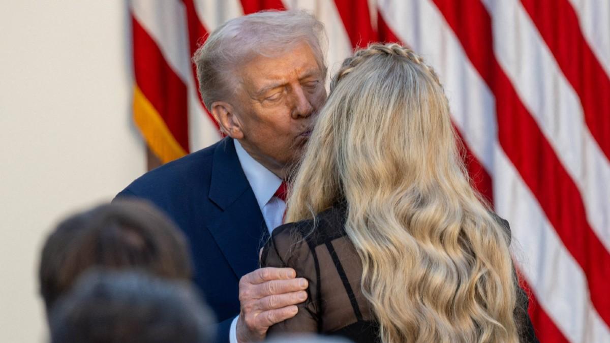 Trump–Kirk rally kiss overshadows Turning Point USA event