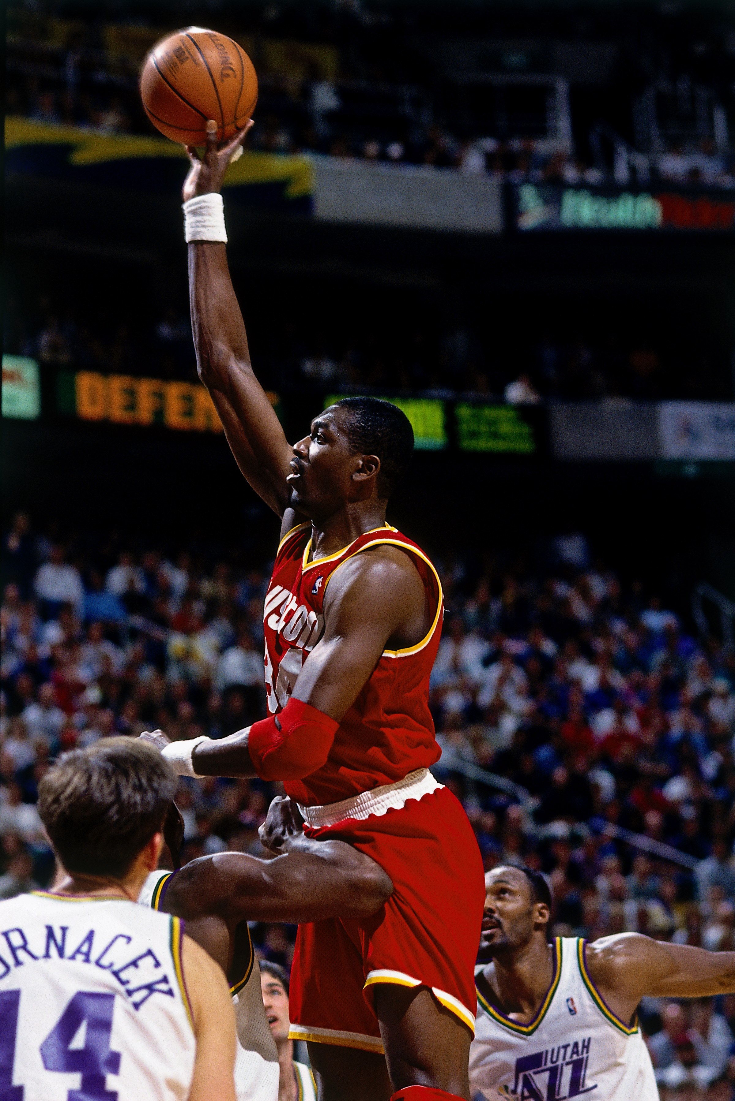 Ten most shocking first round upsets in NBA playoff history