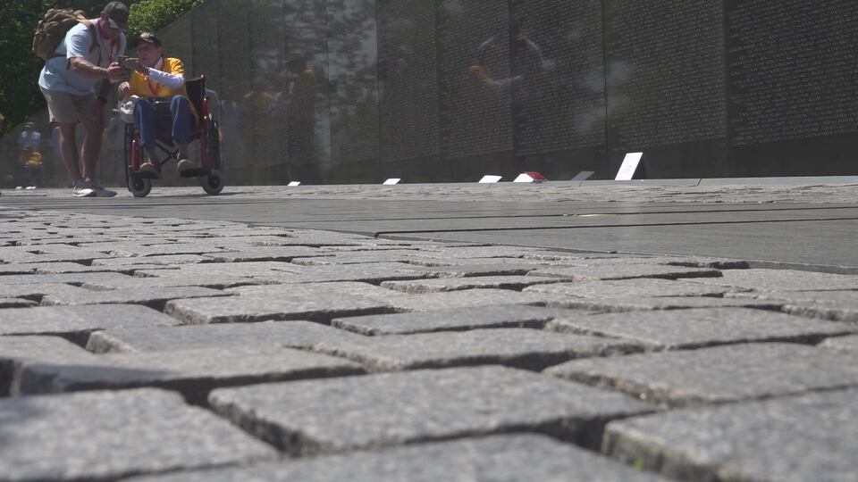 ‘I wanted to see the wall:’ Vietnam veterans speak fallen friends ...