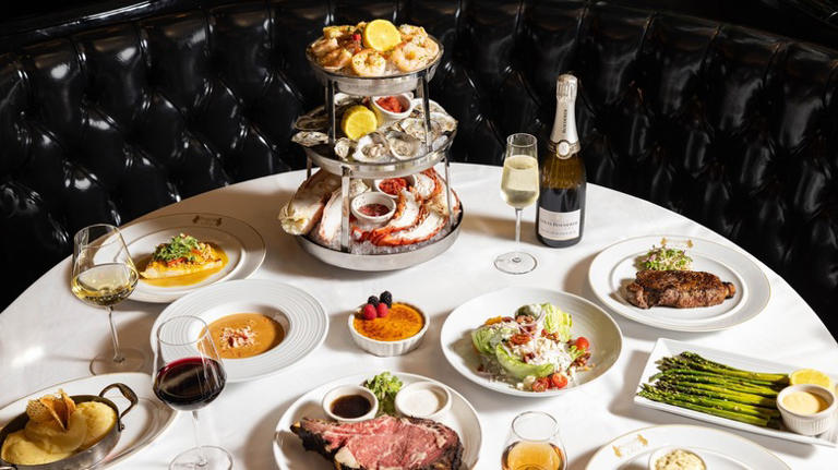 Icons from Maya Angelou to Muhammad Ali dined at this prime rib ...