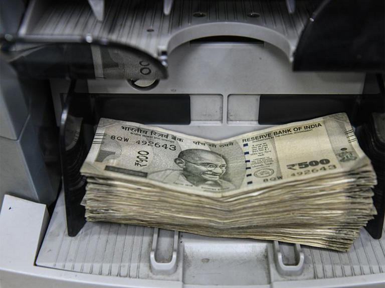 Govt preparing plans to avoid middle-income trap