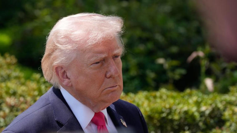 Trump’s approval rating sinks to second term low: Poll