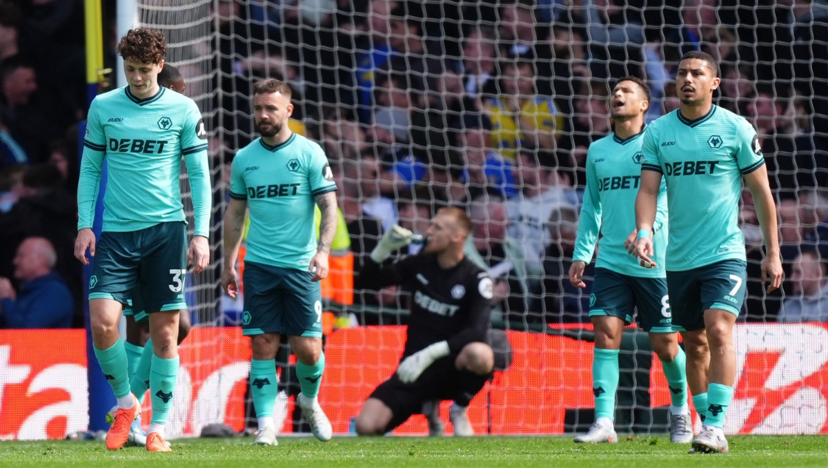 Wolverhampton consuma su descenso en la Premier League