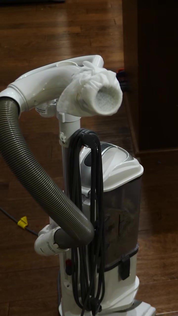 Is dust radioactive?