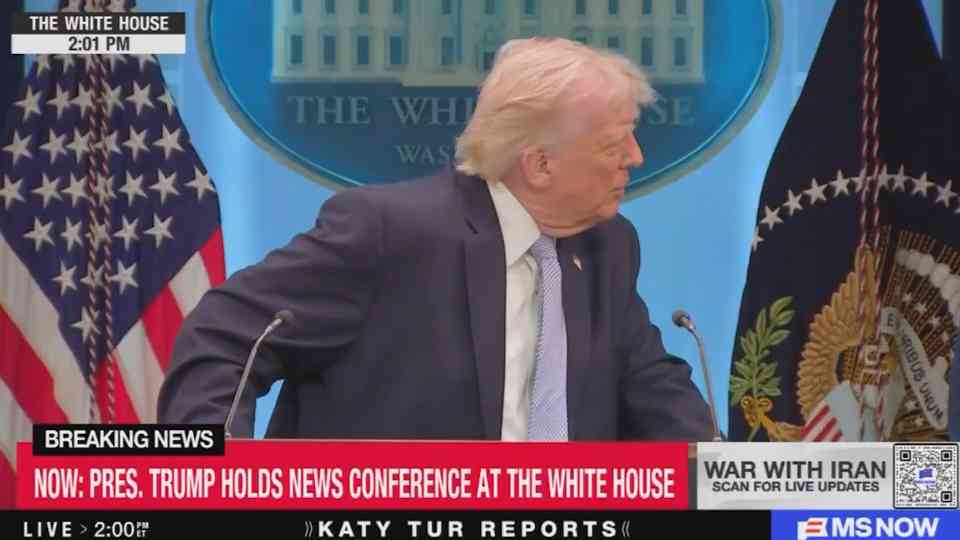 Congress moves on 25th Amendment as secret meeting disturbs world