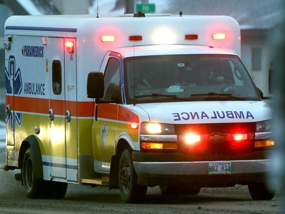 Pedestrian killed in early morning crash on Henderson Highway
