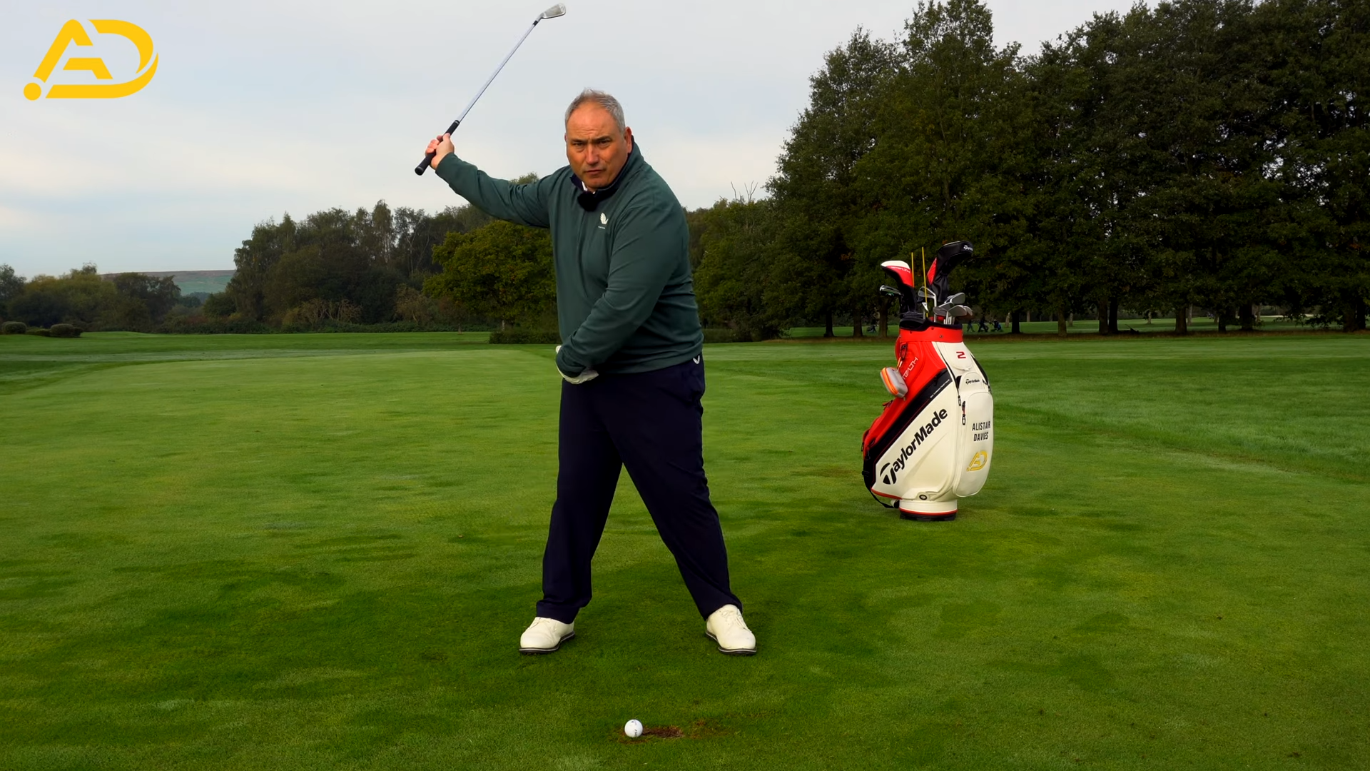 This trail elbow/arm move will transform your golf