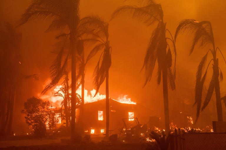 Fire breaks out at RAF base used by US Air Force for operations against ...