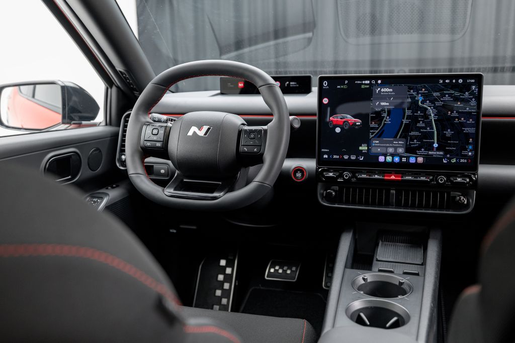 À bord de la Hyundai Ioniq 3 : la Mégane dans le viseur
