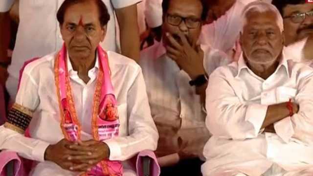 T Jeevan Reddy joins BRS, KCR makes him party's general secretary