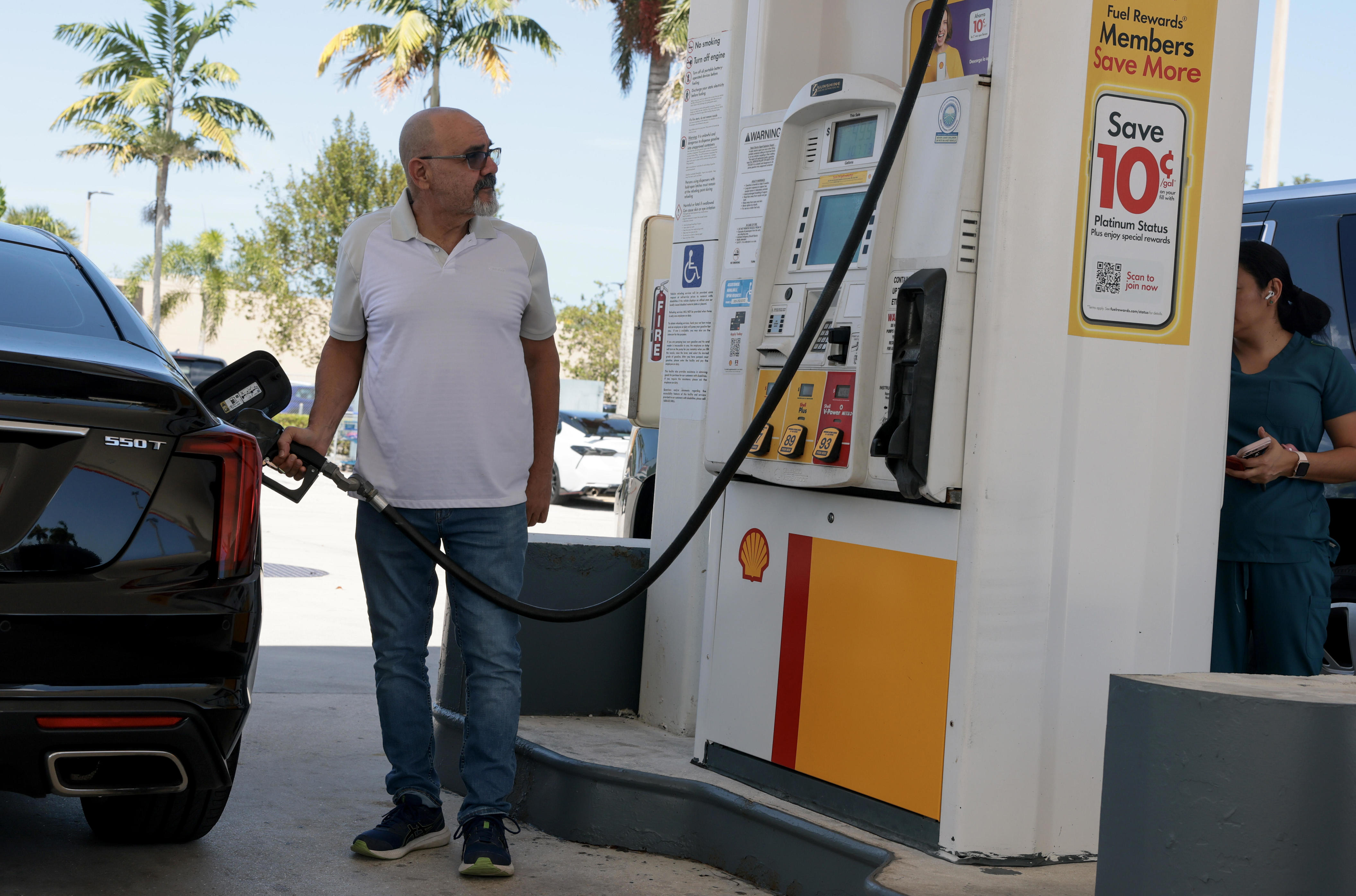 The cheapest day to fill up your gas tank in Florida