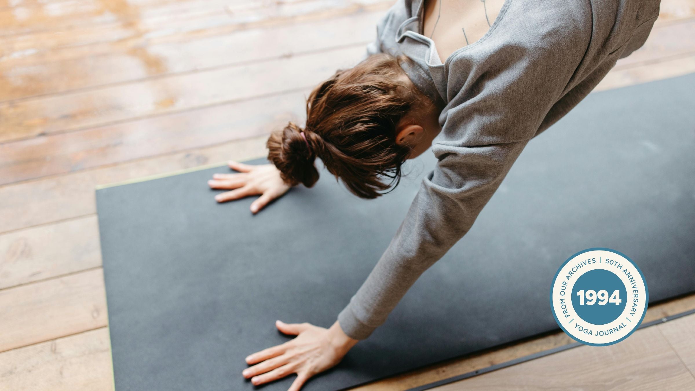 Struggling with tight shoulders? Here's the stretching and ...