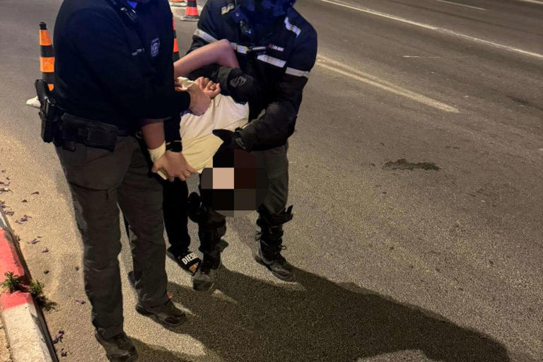 צעקו והפריעו בזמן הצפירה: 5 בני משפחה נעצרו בלוד