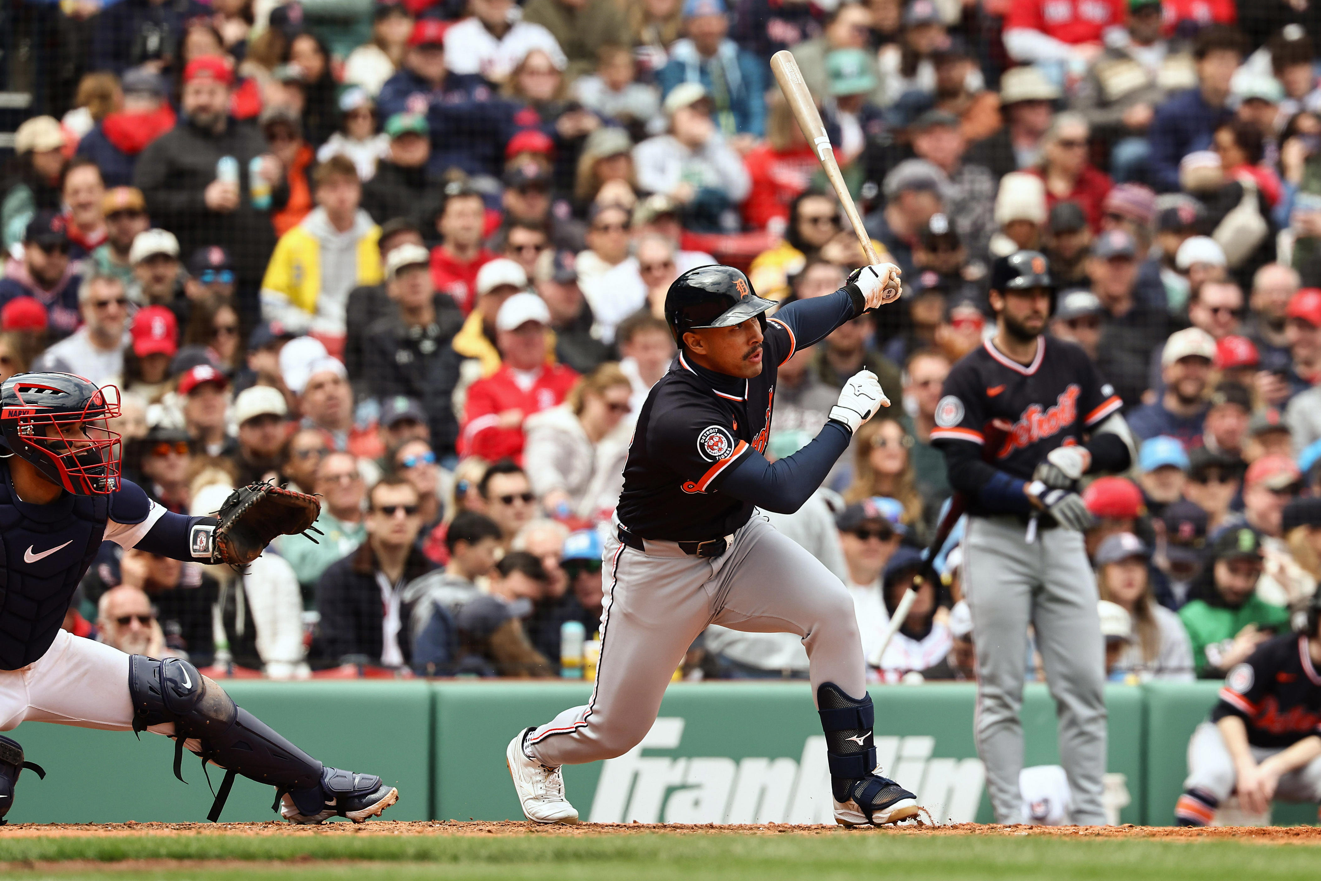 Detroit Tigers fall apart late, fall to Boston Red Sox in finale