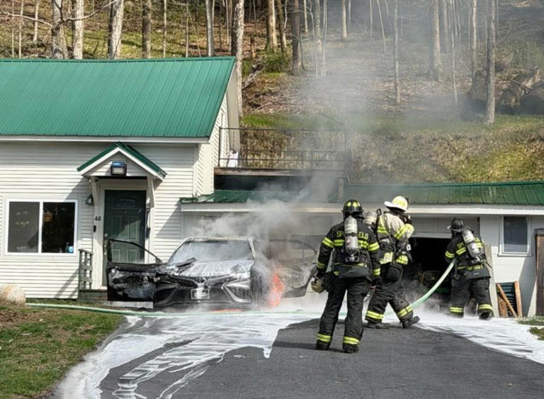 Springfield house saved after nearby car catches fire