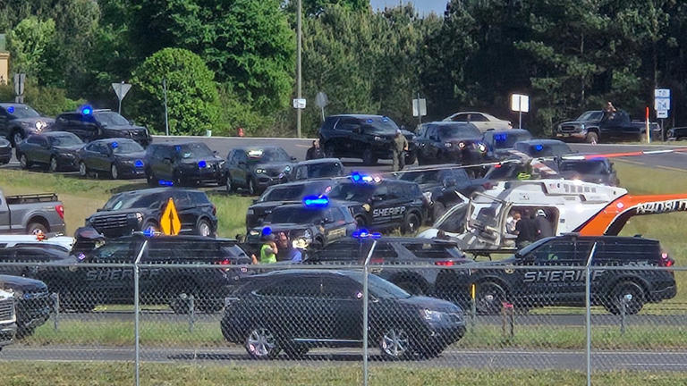 Deputy shot during traffic stop in Anderson Co. shooting, suspect dead