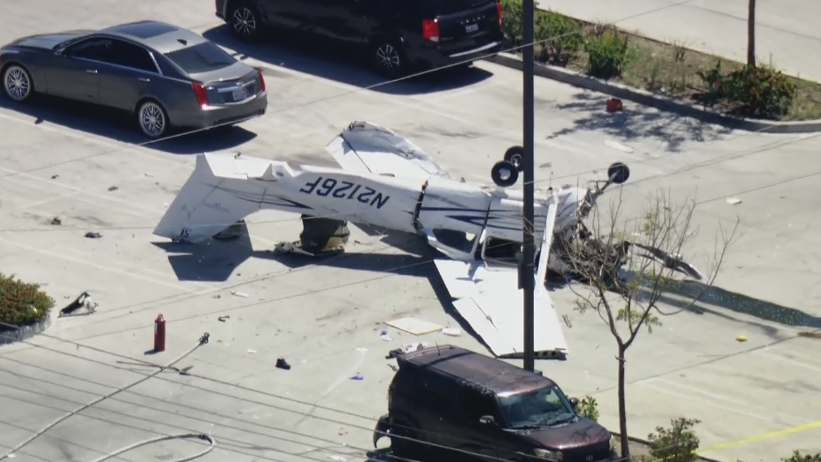 Small plane crashes upside down near Southern California auto parts ...