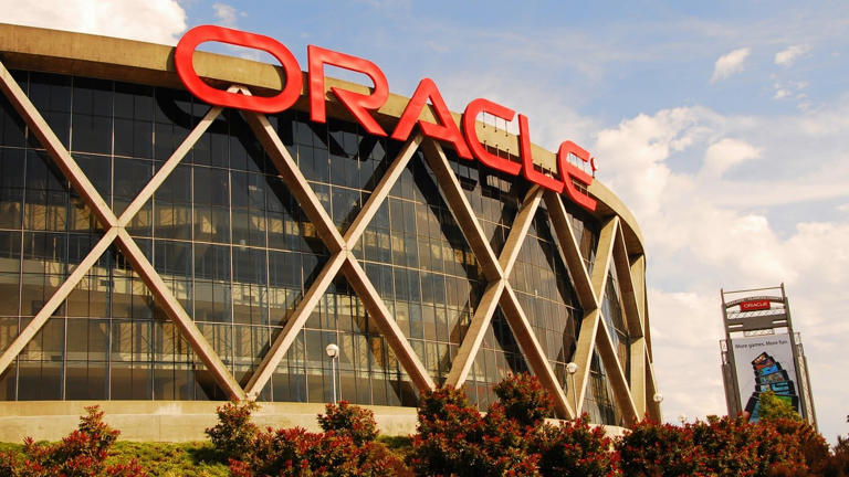 Oracle’s OpenAI-linked selloff might be noise. Is it time to buy?