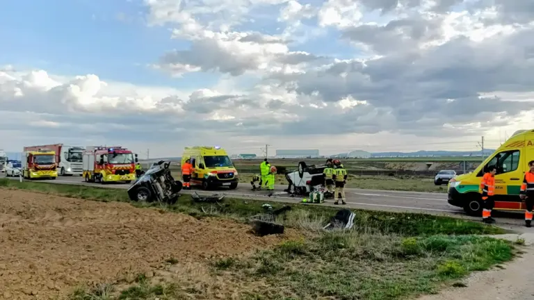 Dos heridos en un accidente en Teruel al chocar de frente dos coches en ...
