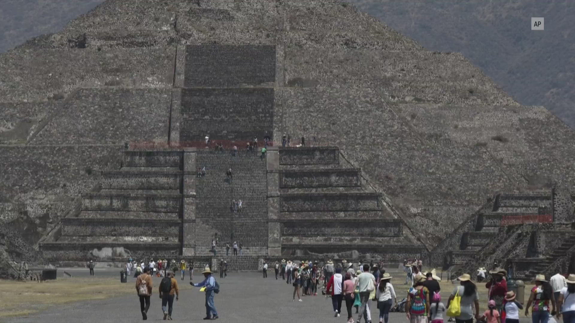 Gunman shoots several tourists at historic pyramids in Mexico, killing ...