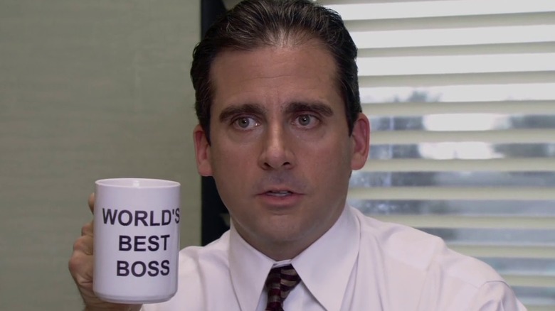 Things you never noticed in the pilot episode of The Office