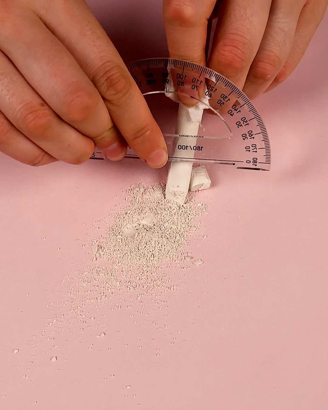 Wall holes hate this chalk trick🛠️