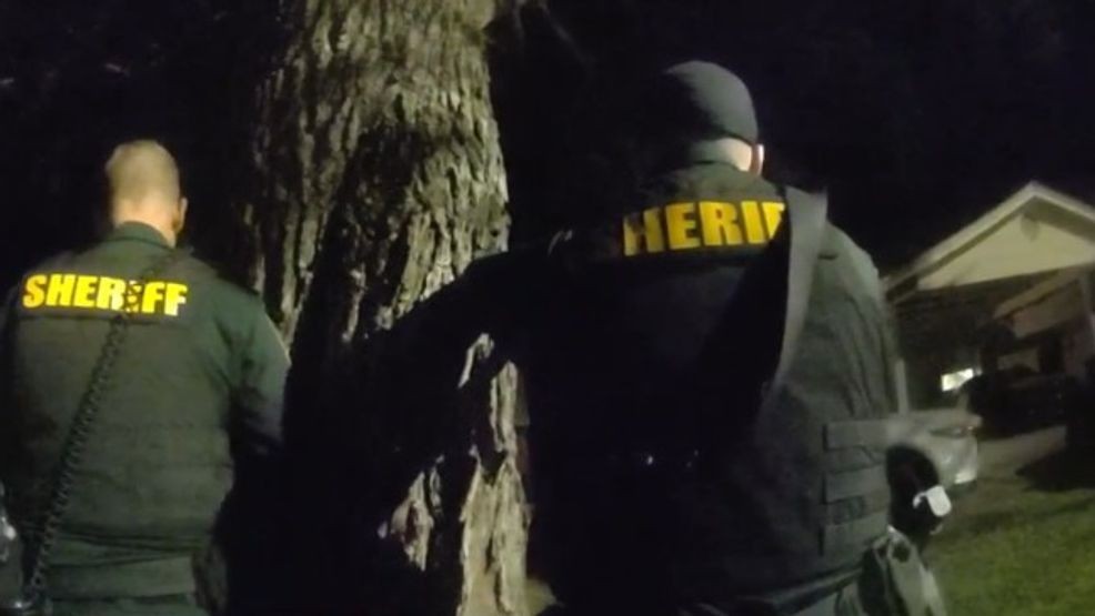 Deputies investigating armed home invasion robbery in Fort Walton Beach