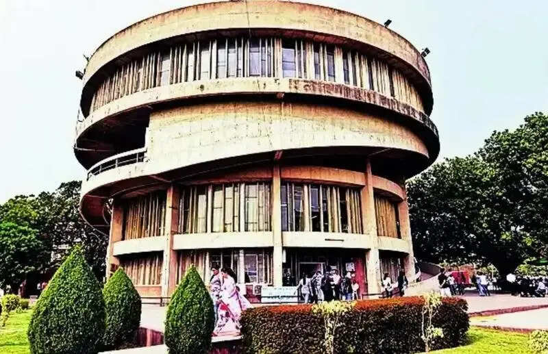 Youth survives fall from 4th floor balcony at PU hostel