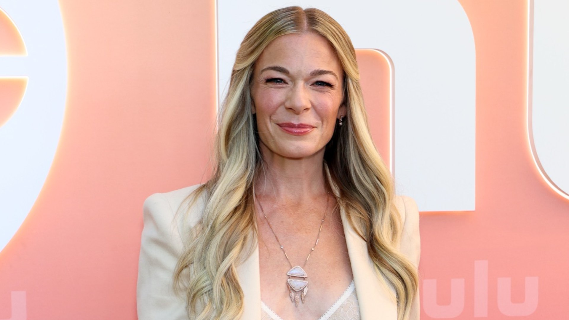 LeAnn Rimes responds to claims her viral deep jaw release video is fake