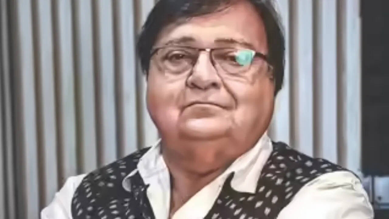'Dhurandhar' star Rakesh Bedi questions Farah Khan on never casting him ...