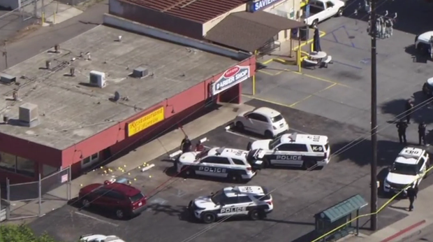 Police shoot man allegedly armed with machete outside Oxnard restaurant