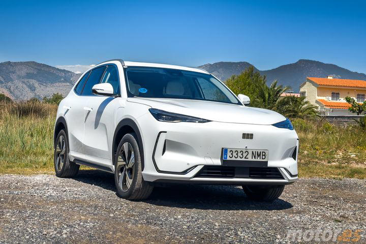 Geely aterriza en España con dos SUV electrificados y yo he sido uno de ...