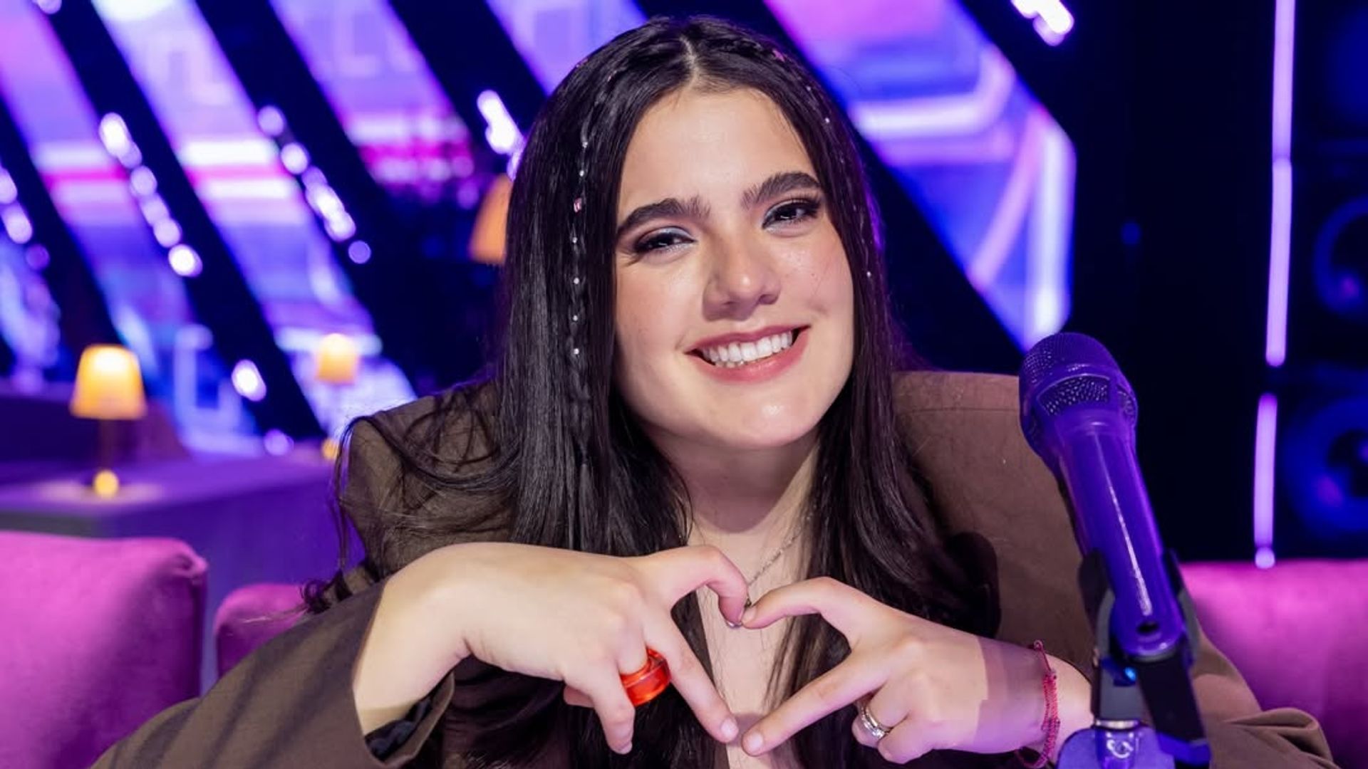 Camila Fernández reaparece en silla de ruedas y comparte detalles de su ...