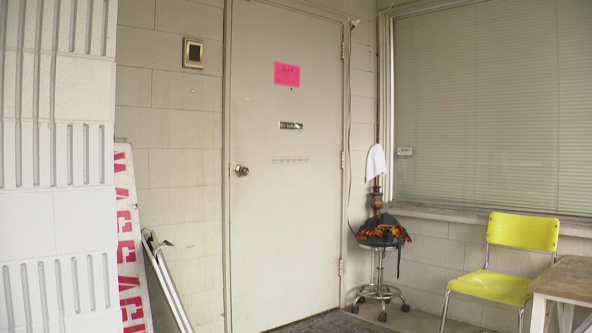 Police make arrest amid massage parlor sting operation