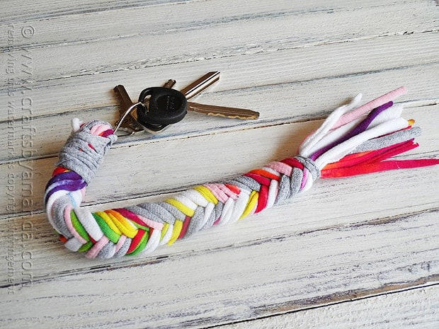 DIY keychains: 35+ ideas to gift or sell